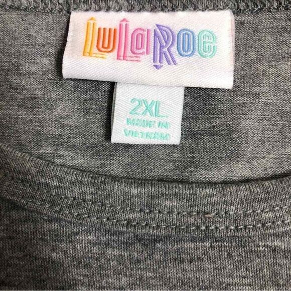 LuLaRoe Randy Women’s Gray Blue Red Disney Minnie Top Size 2XL - Picture 4 of 7